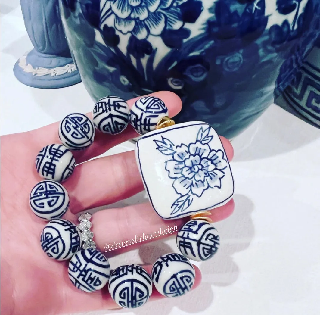 Chinoiserie Peony Focal Bead Bracelet